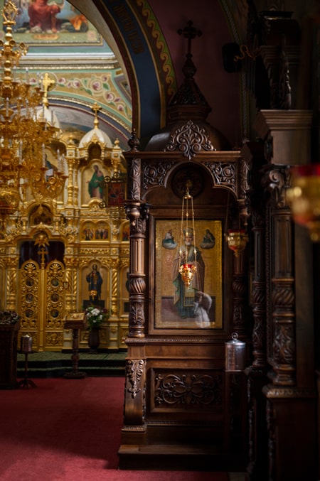 Храм